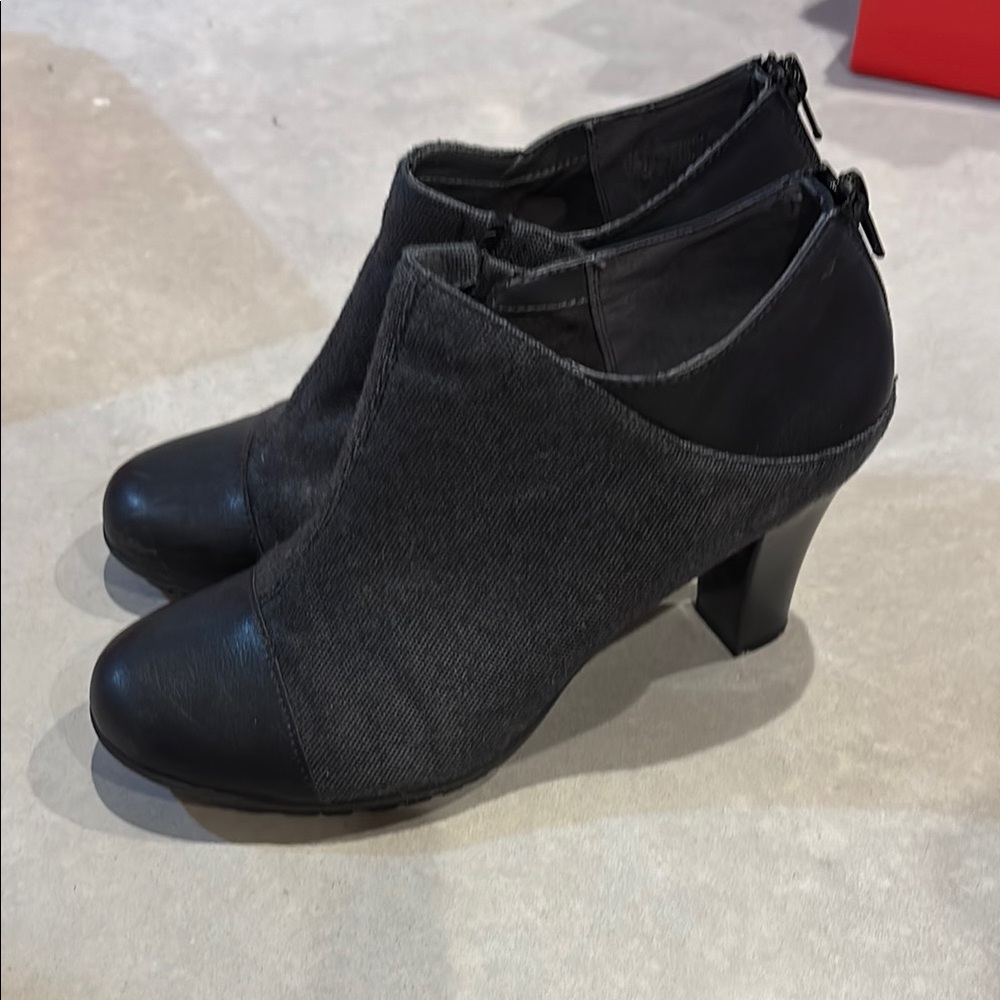 Aerosoles Booties